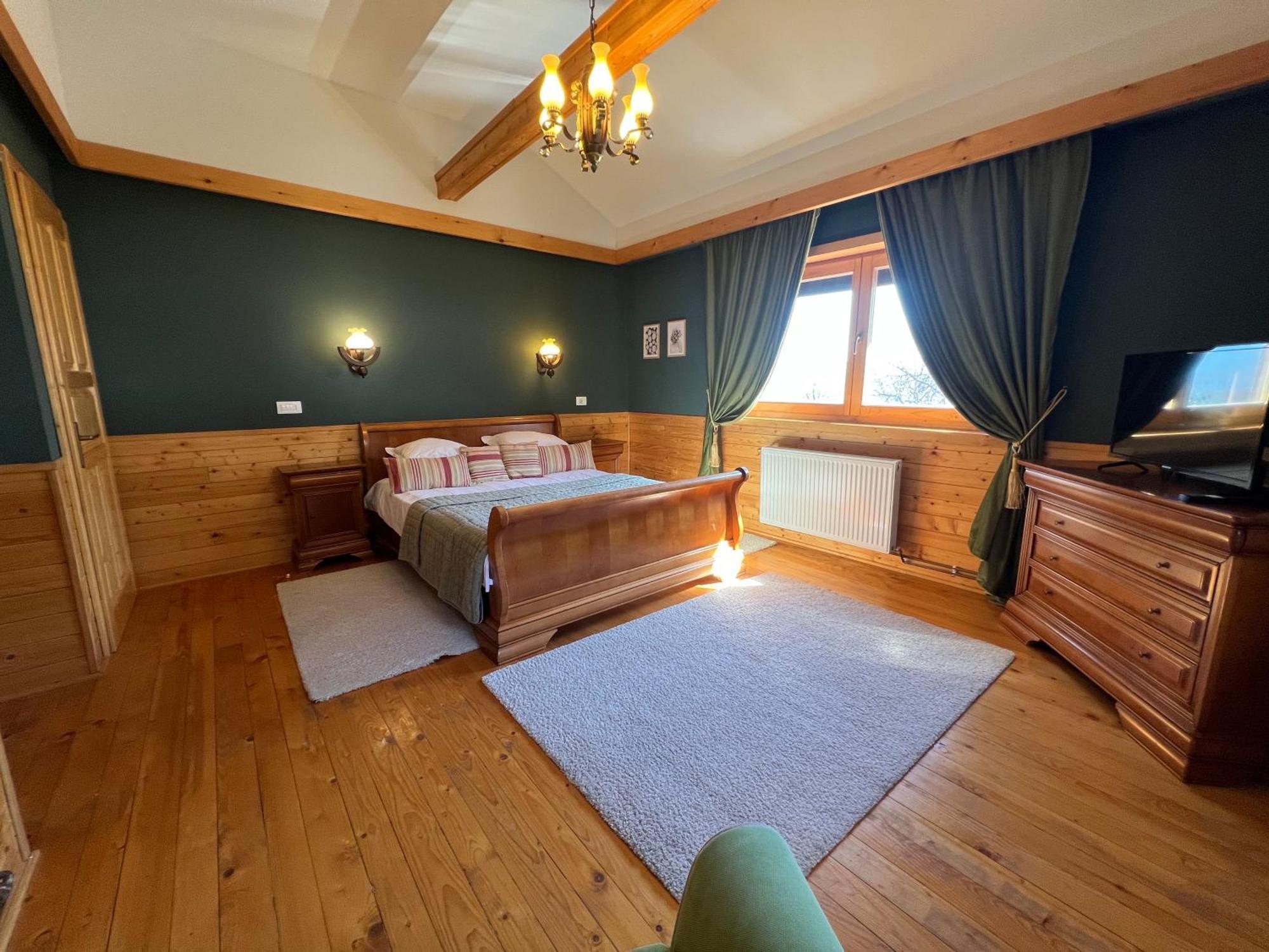 Carpathian Log Home บราน ภายนอก รูปภาพ